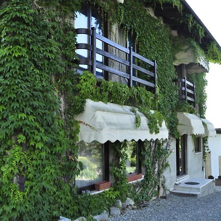 Premiata Osteria Dei Fiori Bed & Breakfast Cortiglione Exterior foto